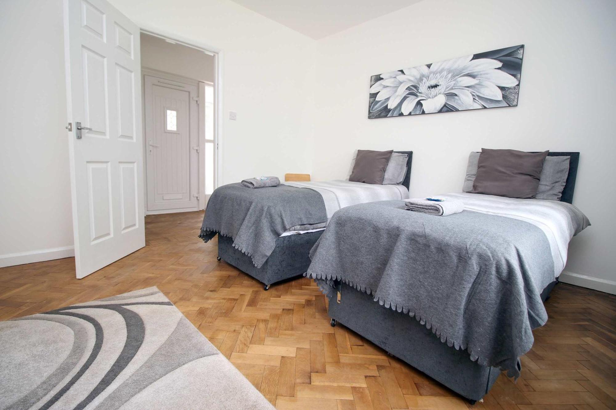 The Lockett Wonderful Large Bungalow Plympton, Plymouth Free Parking By Staystaycations Eksteriør billede